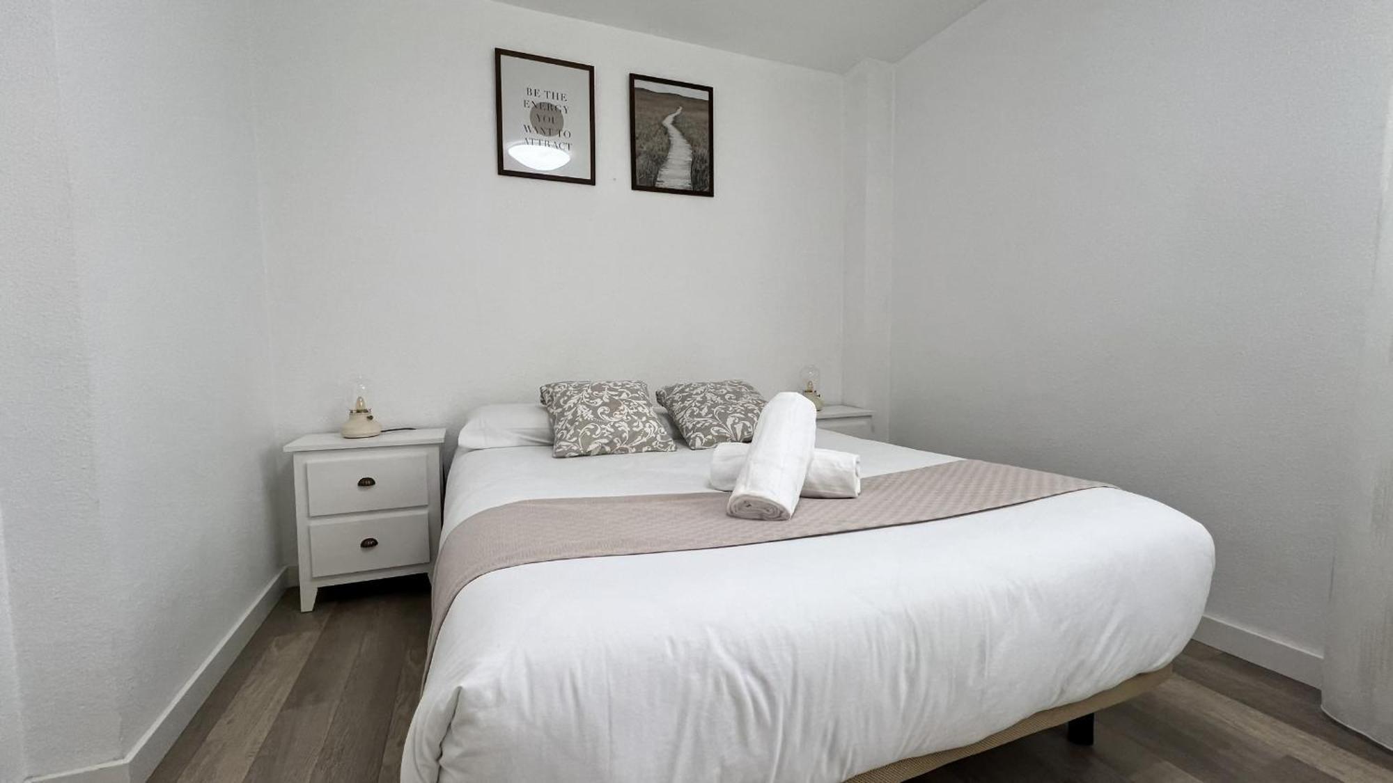 Apartamenticos Plaza Del Pilar III Zaragoza Luaran gambar