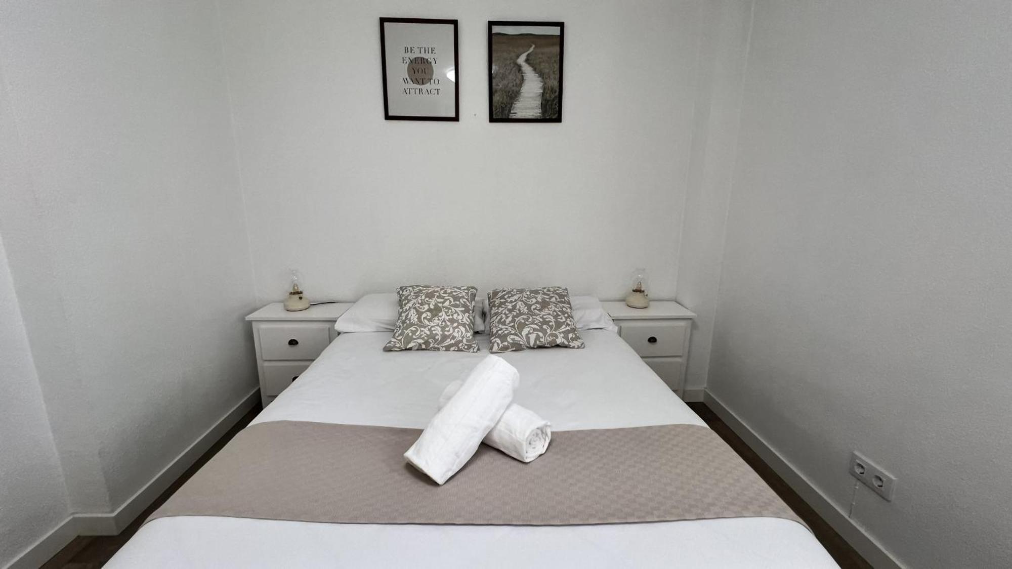 Apartamenticos Plaza Del Pilar III Zaragoza Luaran gambar